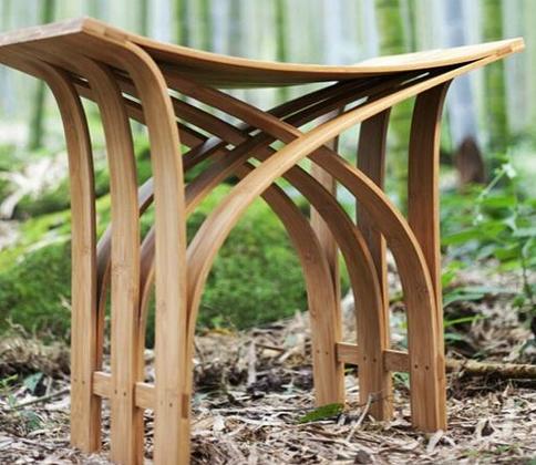森瑞竹木业建立了最现代化的竹刨切皮和竹家居竹工